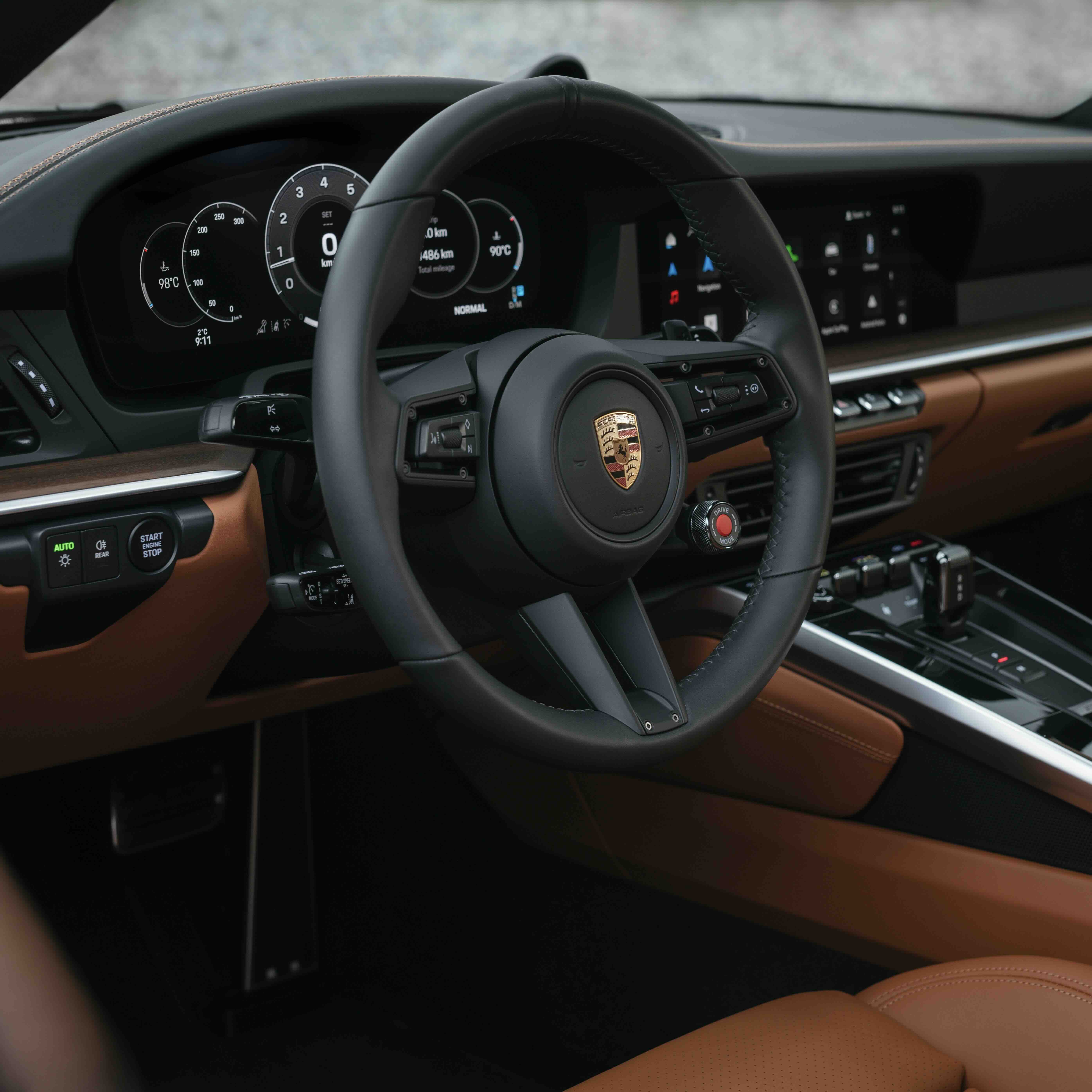 911-carrera-s-interior.jpeg