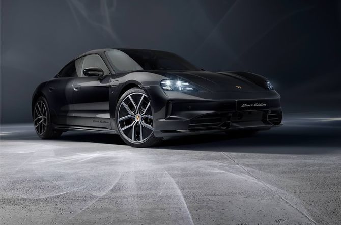 Porsche Taycan en Cayenne Black Edition