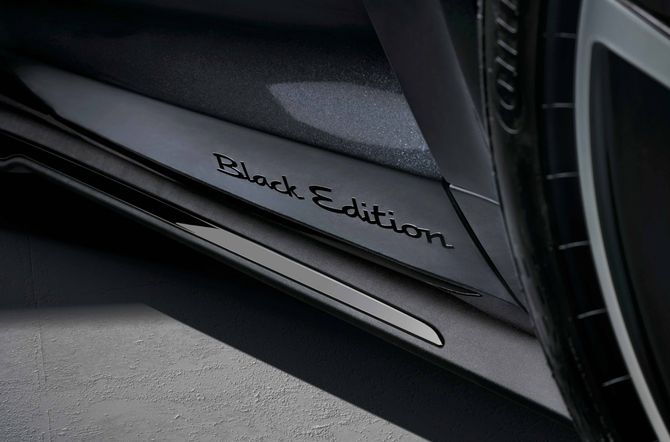 Porsche Taycan en Cayenne Black Edition