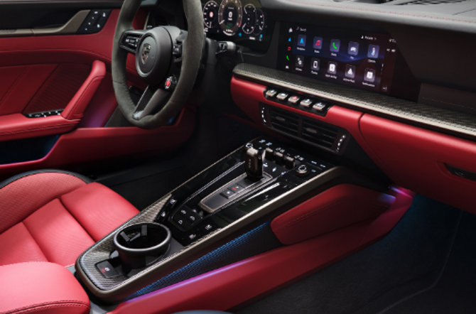 De superieure alleskunner onder de sportwagens: de Porsche 911 Turbo S.