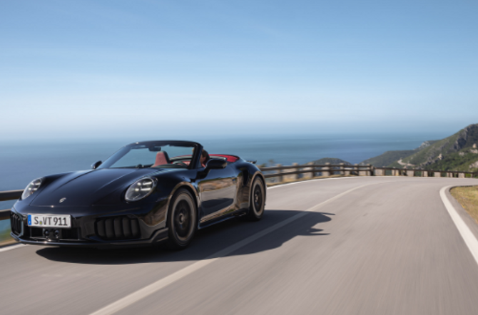 De superieure alleskunner onder de sportwagens: de Porsche 911 Turbo S.