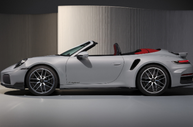 De superieure alleskunner onder de sportwagens: de Porsche 911 Turbo S.