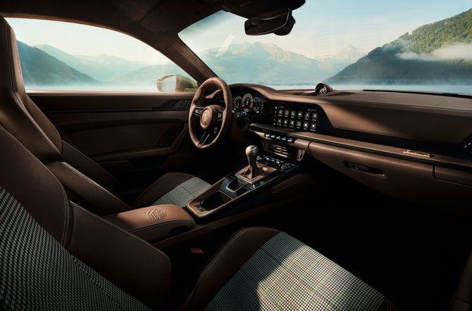 Porsche introduceert exclusieve 911 GT3 90 F. A. Porsche als ode aan visionaire ontwerper.