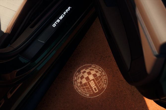 Porsche introduceert exclusieve 911 GT3 90 F. A. Porsche als ode aan visionaire ontwerper.