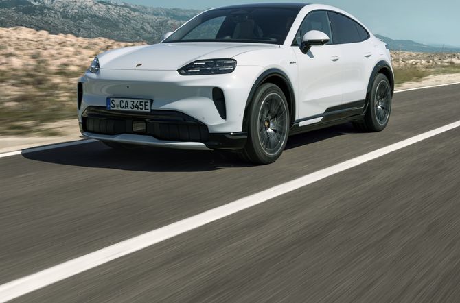 Porsche onthult de nieuwe Cayenne Coupé Electric.