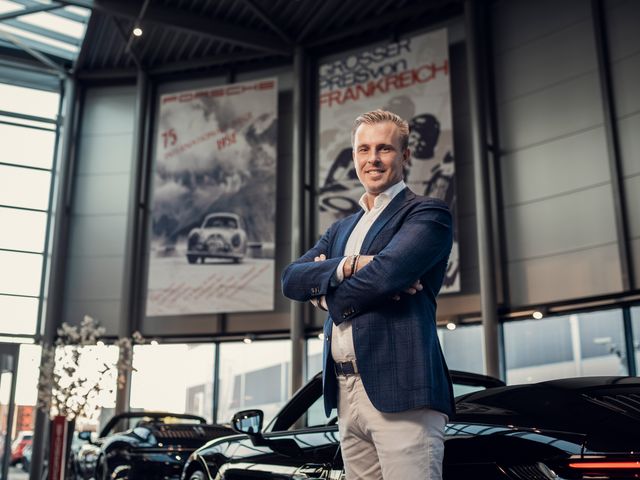 Over Porsche Centrum Amsterdam