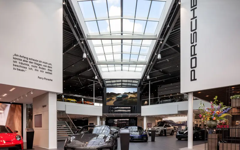 porsche-centrum-brabant-2222-lr.jpg