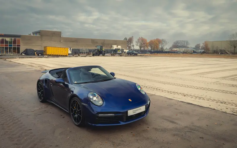 911-turbo-s-cabriolet-gentiaanblauw-oisterwijk-gecomprimeerd-29.jpg