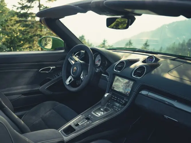 porsche-718-cayman-pdk-porsche-centrum-eindhoven-porsche-centrum-maastricht-1.jpg
