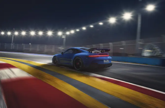 Nieuwe Porsche 911 GT3 is geboren op het circuit