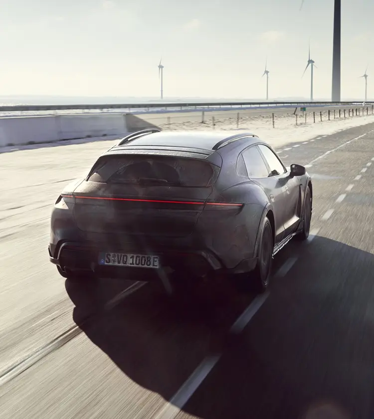 taycan-cross-turismo-porsche-centrum-eindhoven-maastricht-websiteheader-mobiel.jpg