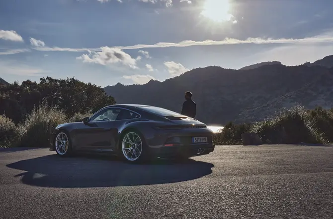 Understatement op wielen: de nieuwe Porsche 911 GT3 Touring