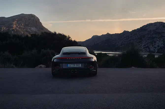 Understatement op wielen: de nieuwe Porsche 911 GT3 Touring