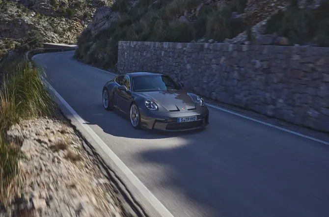 Understatement op wielen: de nieuwe Porsche 911 GT3 Touring