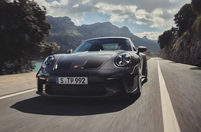 Understatement op wielen: de nieuwe Porsche 911 GT3 Touring