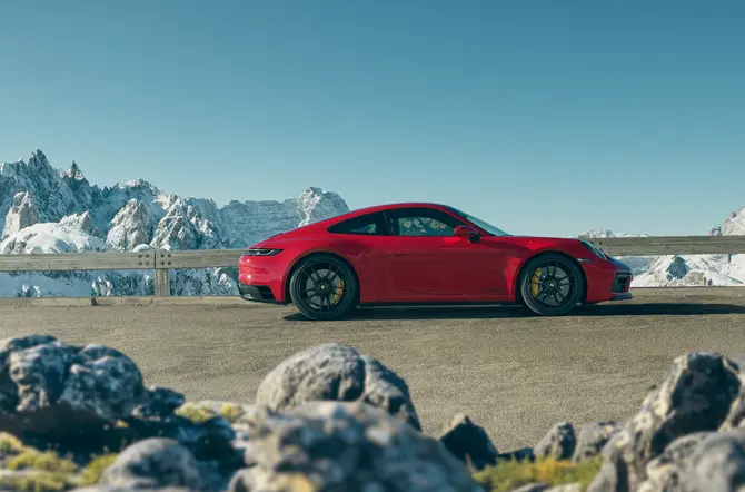 De nieuwe Porsche 911 GTS-modellen