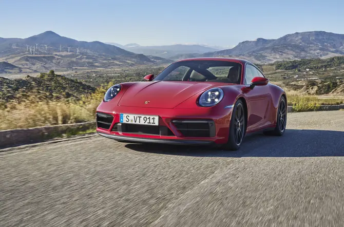 De nieuwe Porsche 911 GTS-modellen