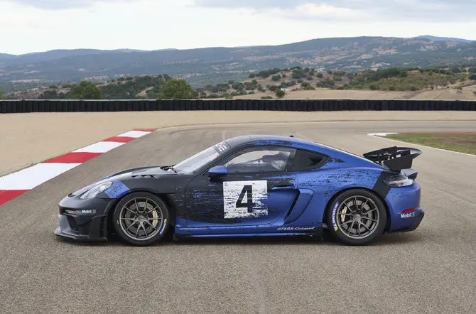 Porsche 718 GT4RS Clubsport