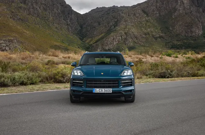 Vernieuwde Porsche Cayenne 2