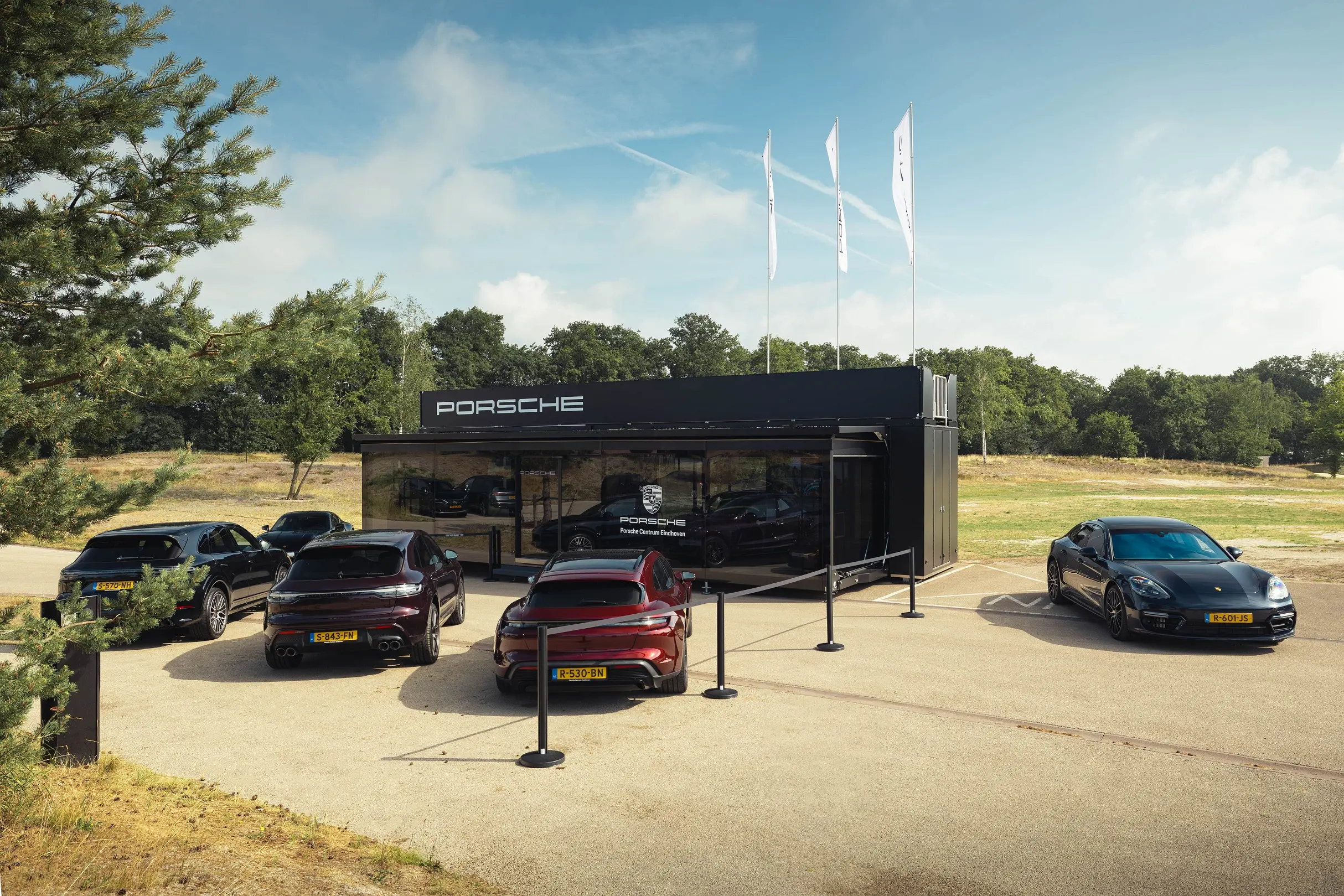 mobiele-showroom-bernardus-gecomprimeerd-1-m.jpg