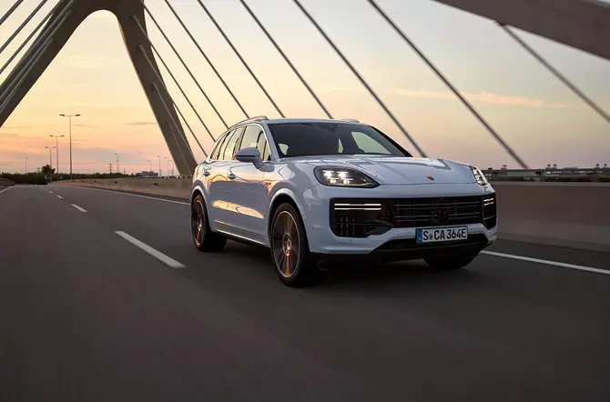 Porsche Cayenne Turbo E-Hybrid