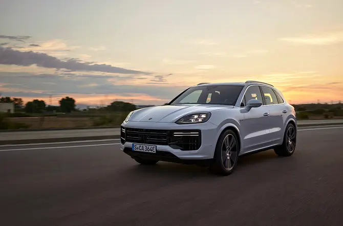 Porsche Cayenne Turbo E-Hybrid