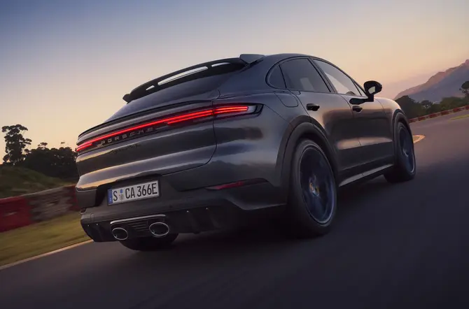 Porsche Cayenne Turbo E-Hybrid