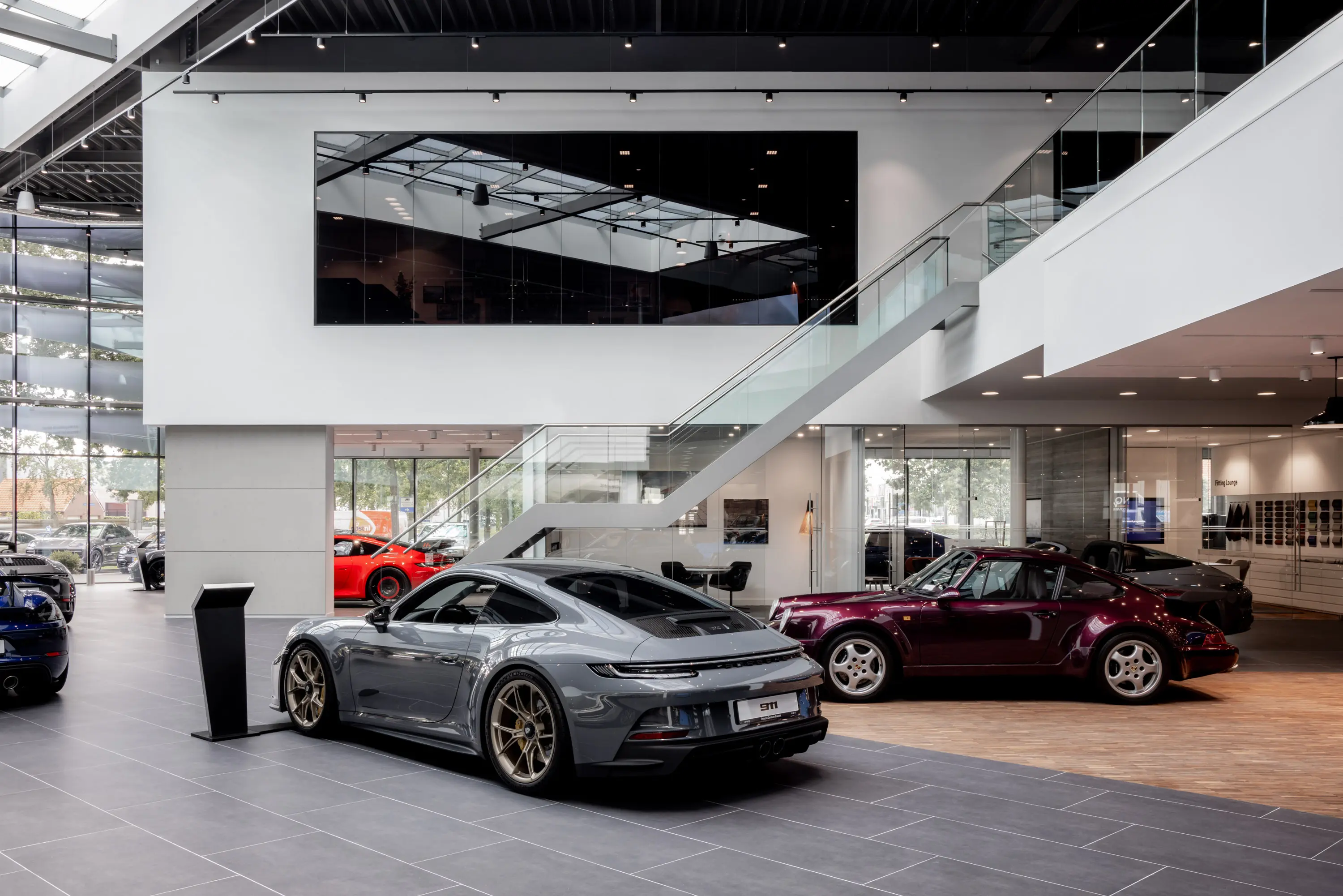 porsche-centrum-brabant-2328-lr.jpg
