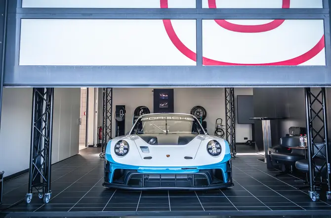 Porsche 911 GT3 R rennsport