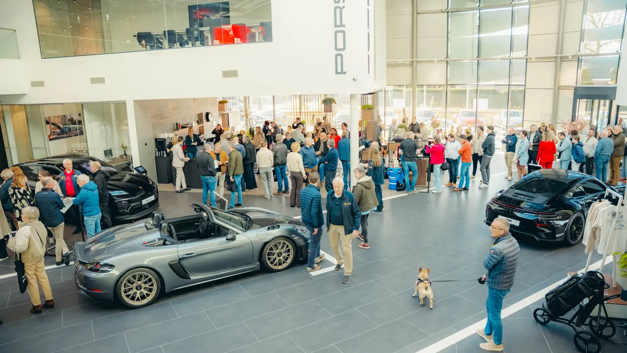 porsche-centrum-brabant-141.jpg