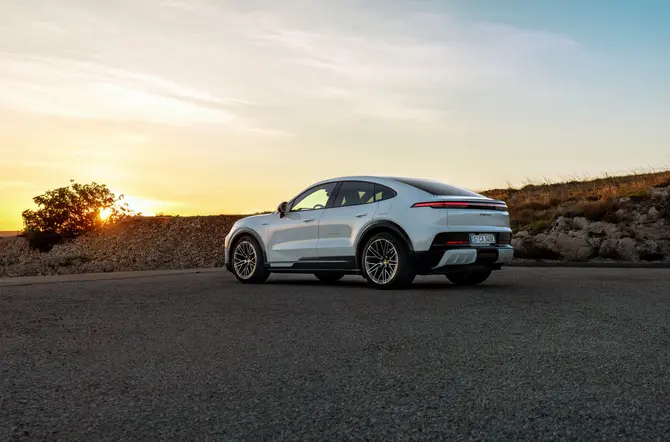 Porsche Cayenne Coupe Electric