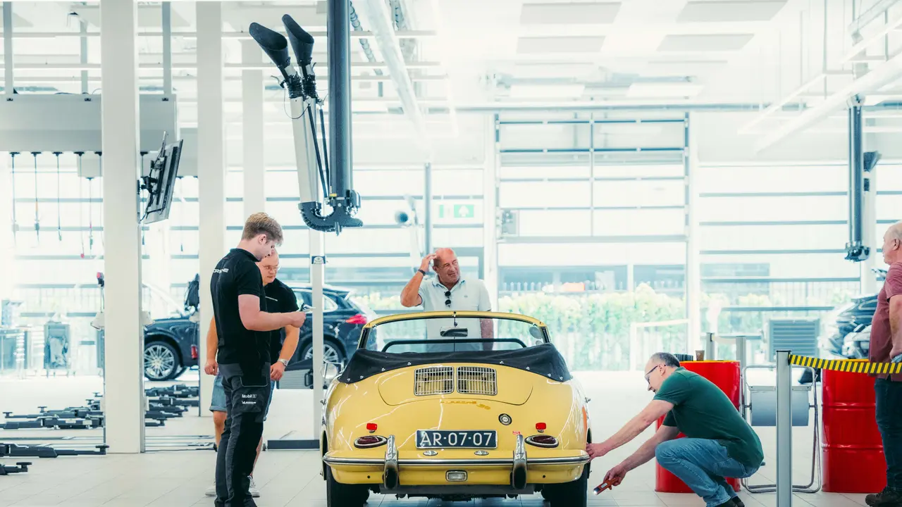 porsche-centrum-brabant-26.jpg