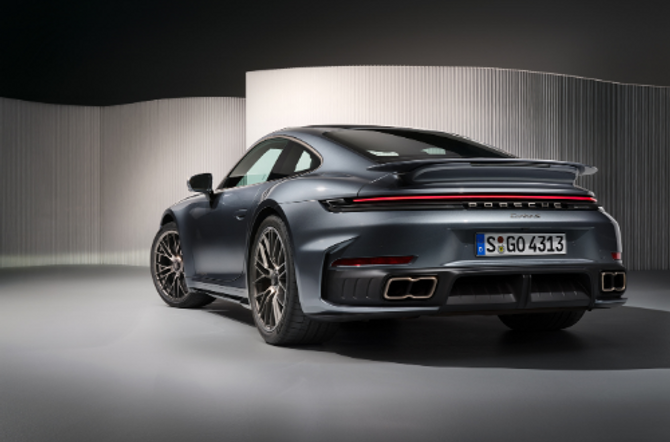 De superieure alleskunner onder de sportwagens: de Porsche 911 Turbo S
