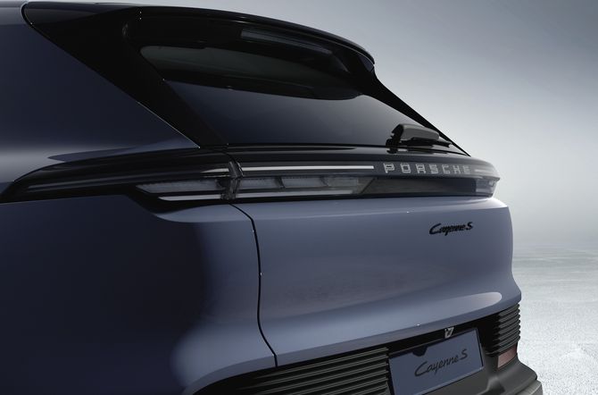 Porsche Cayenne Electric