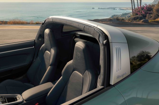 Porsche breidt 911 lijn uit met Carrera 4S, Carrera 4S Cabriolet en Targa 4S