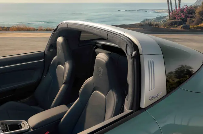 Porsche breidt 911 lijn uit met Carrera 4S, Carrera 4S Cabriolet en Targa 4S
