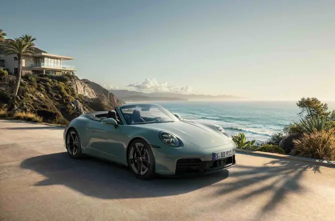 Porsche breidt 911 lijn uit met Carrera 4S, Carrera 4S Cabriolet en Targa 4S