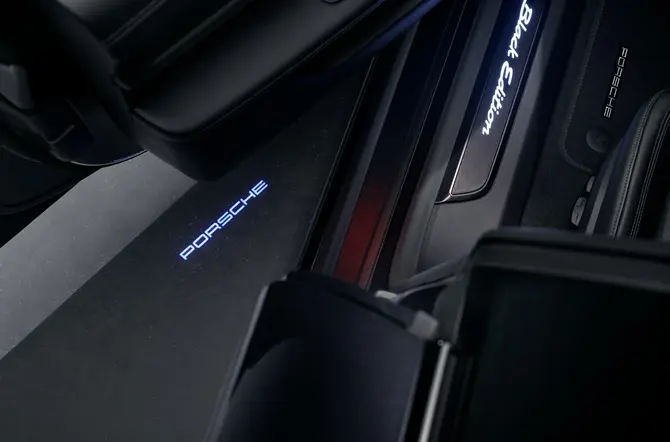 Porsche Taycan en Cayenne Black Edition