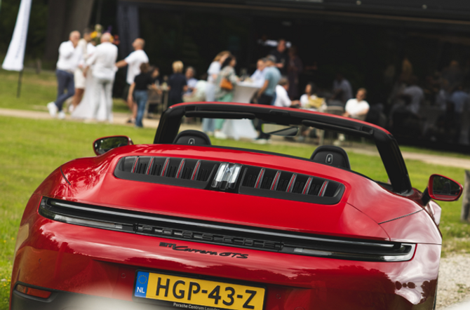 Porsche Mobile Showroom