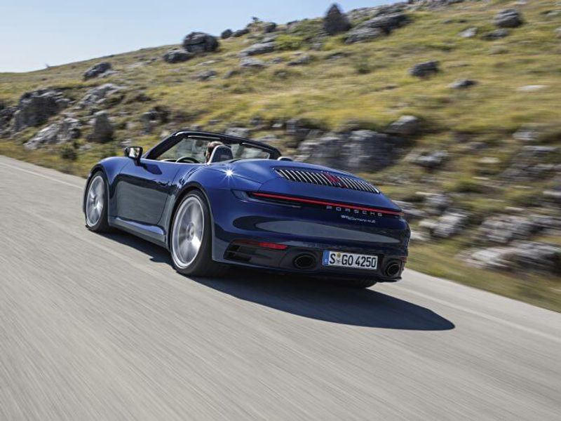 992-cabrio-achter-700x525.jpg