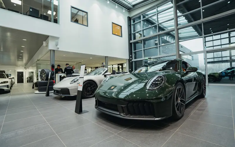 porsche-centrum-maastricht-18.jpg