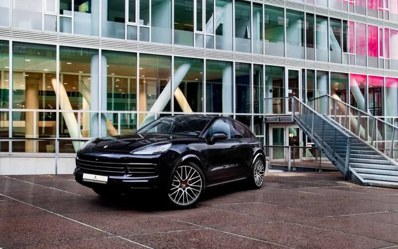 porsche-cayenne-coupe-porsche-centrum-eindhoven-porsche-centrum-maastricht.JPG