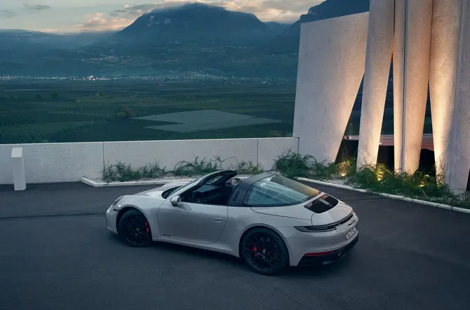 De nieuwe Porsche 911 GTS-modellen: opvallender en dynamischer dan ooit