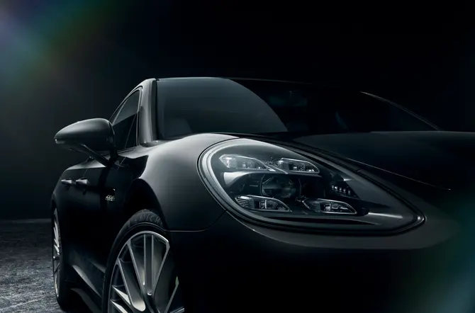Porsche Panamera Platinum Edition