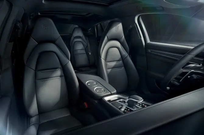 Porsche Panamera Platinum Edition