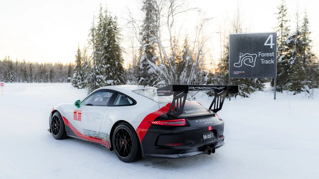 porscheiceexperience-ifp-w1-11-01-2024-1343-hh.jpg