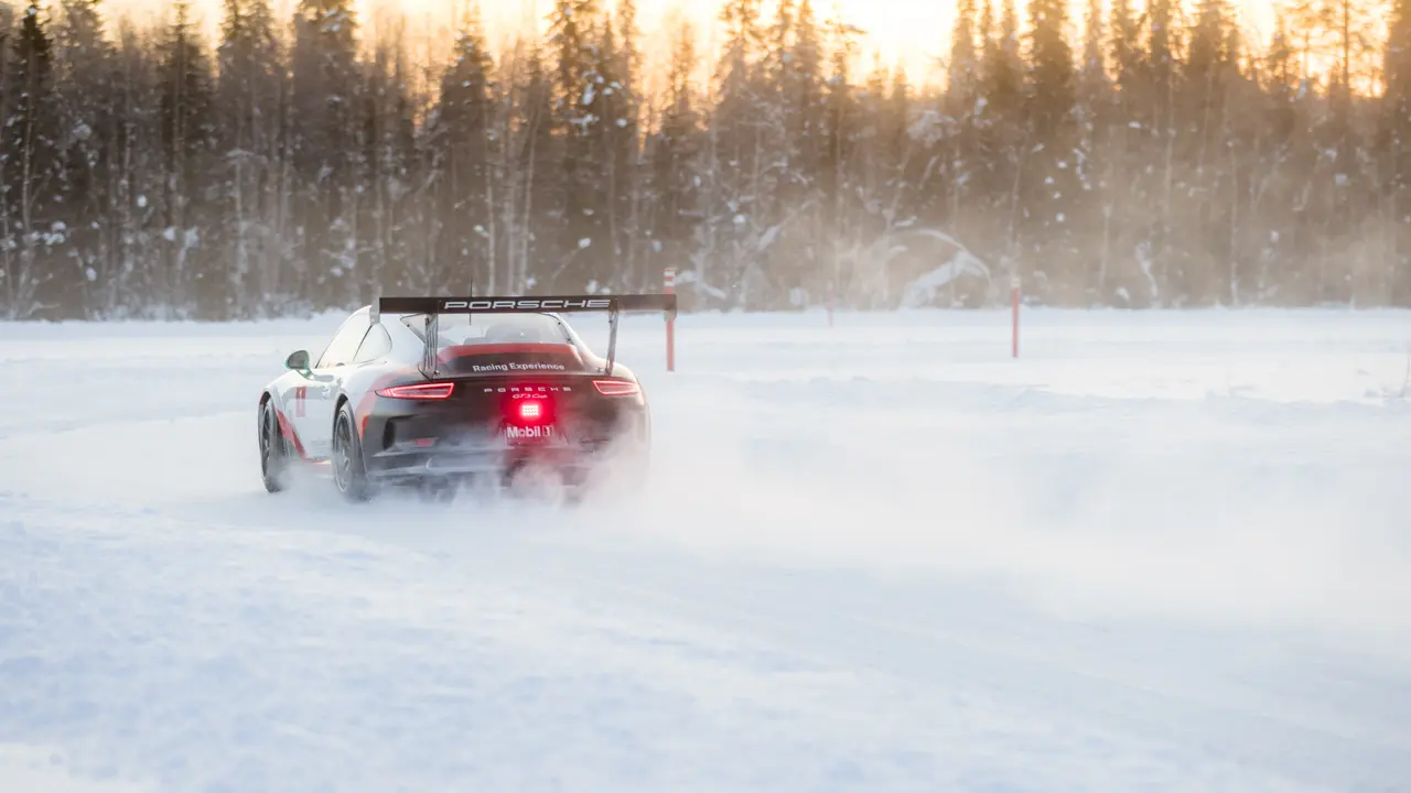porscheiceexperience-ifp-w1-11-01-2024-1463-hh.jpg