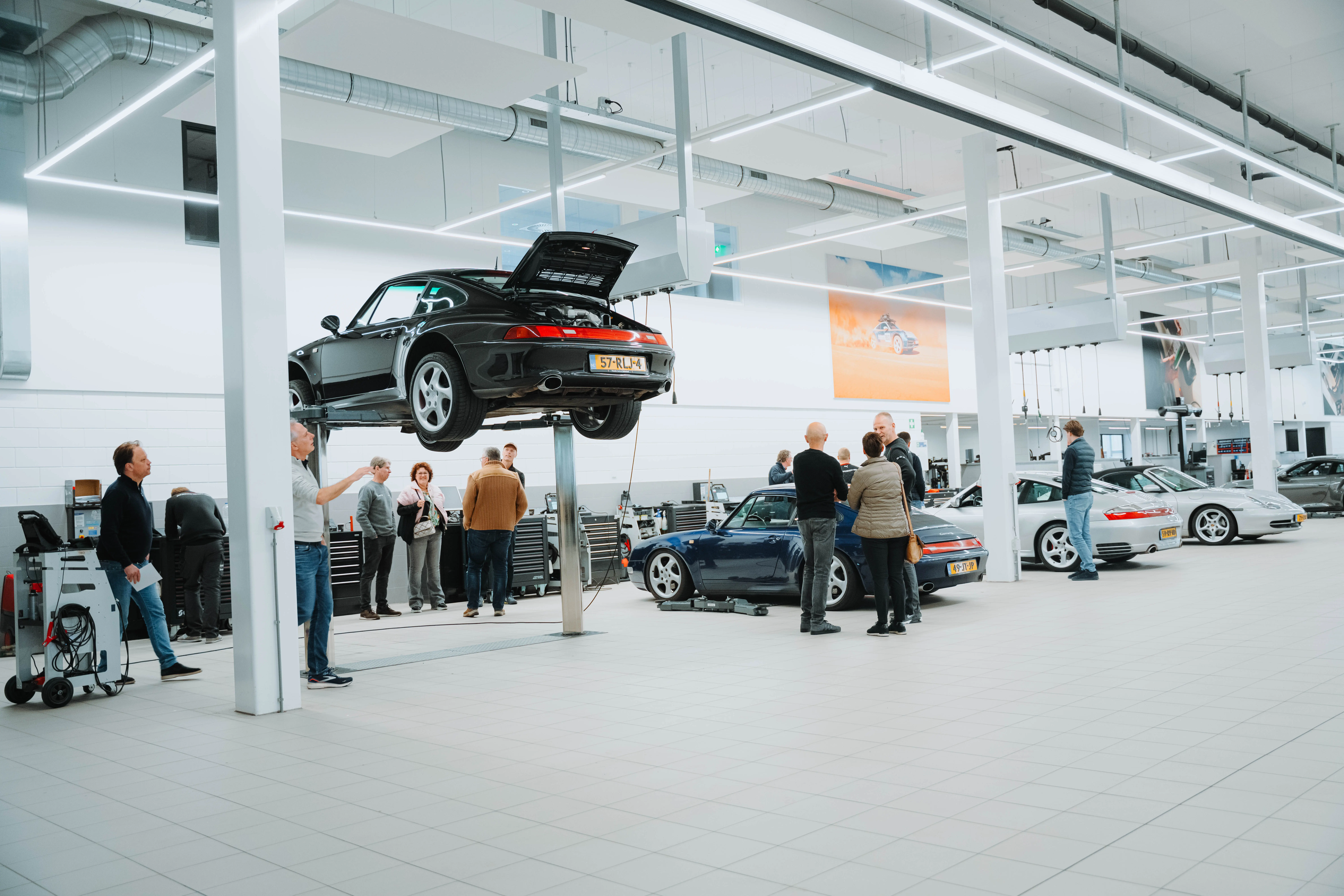 porsche-centrum-brabant-115.jpg