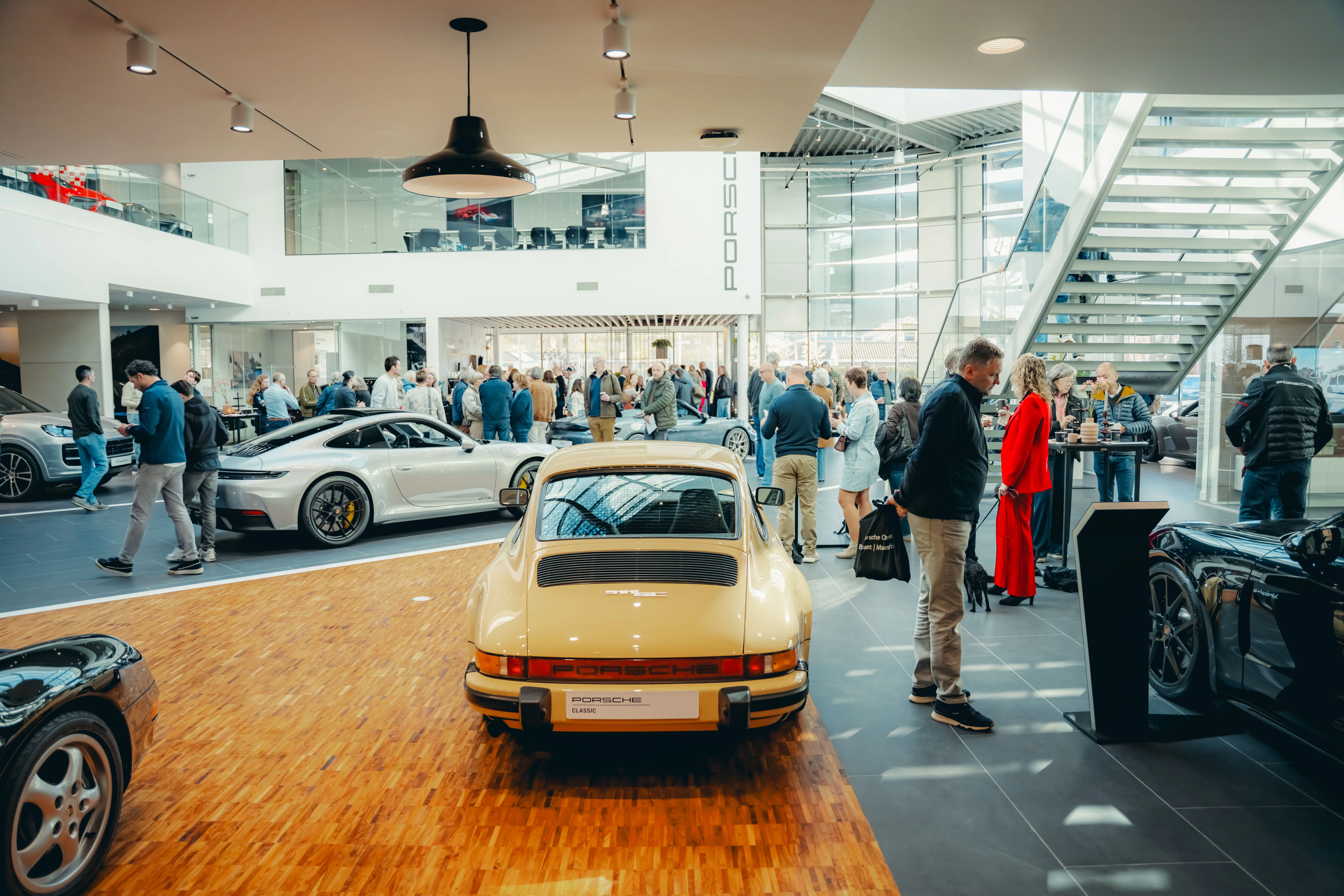 porsche-centrum-brabant-159.jpg