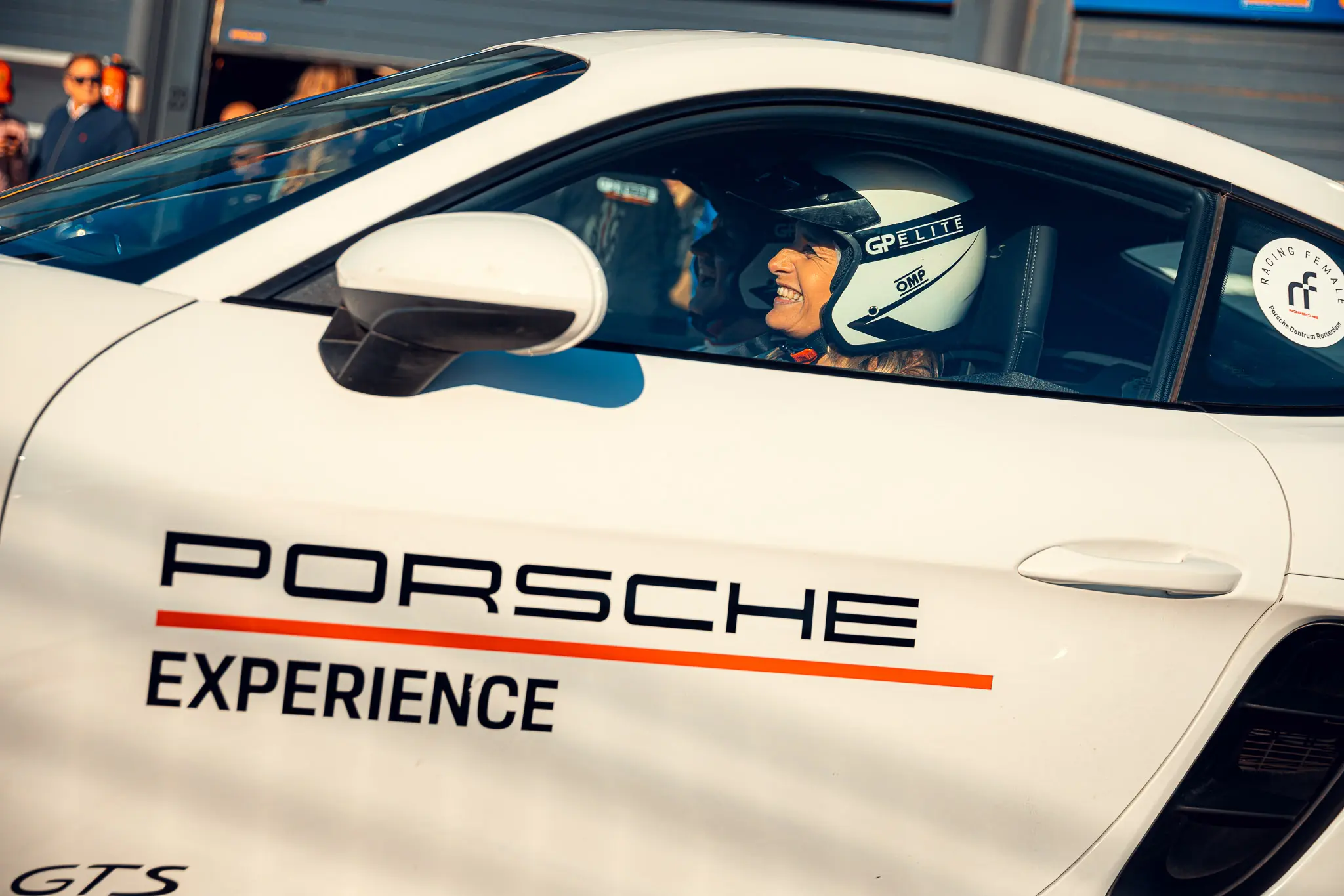2022-05-24-porsche-racing-female-lage-resolutie-4323.jpg